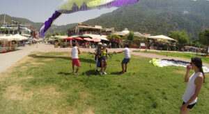Paragliding landing