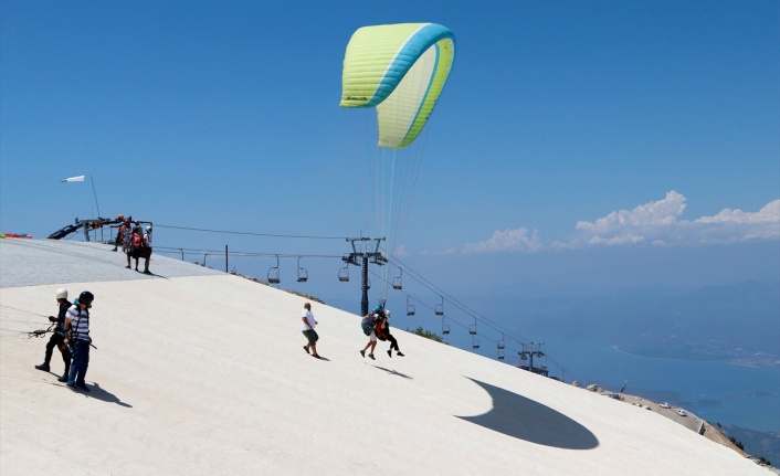 Fethiye Babadag mountain takeoff at 1800 meters altitude